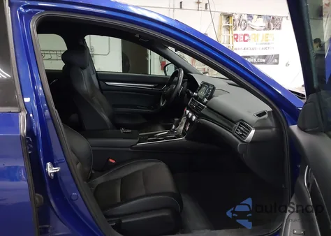 2018 Honda Accord Sport z USA, uszkodzony, nr VIN 1HGCV1F37JA238852